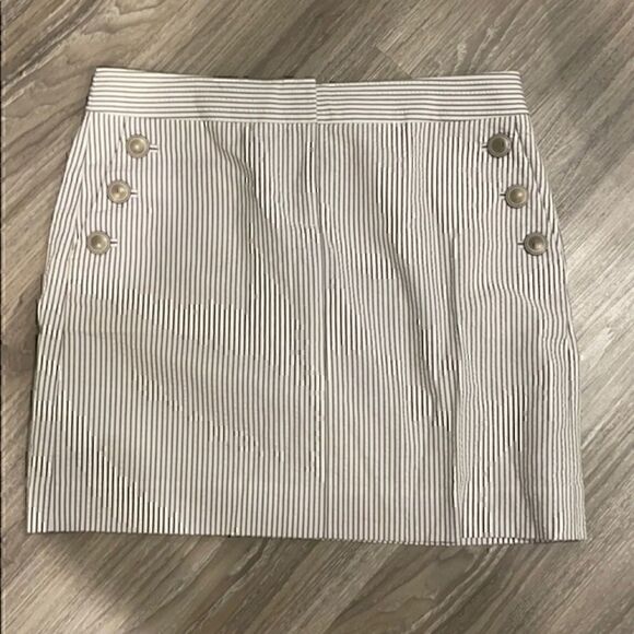 NWOT- J.Crew Mini Skirt Seersucker Striped Pockets Size 2 - Picture 1 of 3